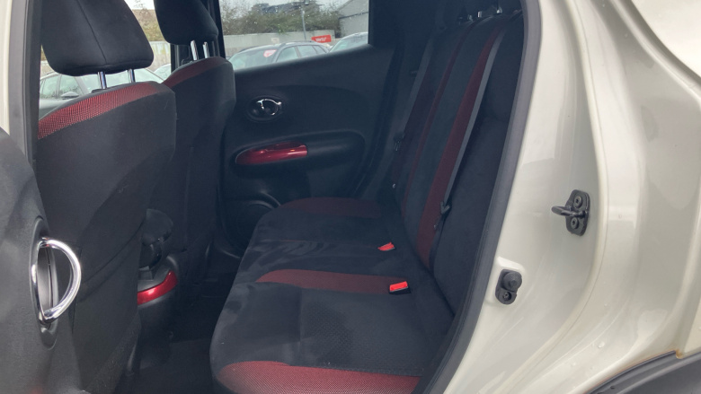 Nissan Juke 1.5 dCi Acenta Premium 5dr Diesel Hatchback